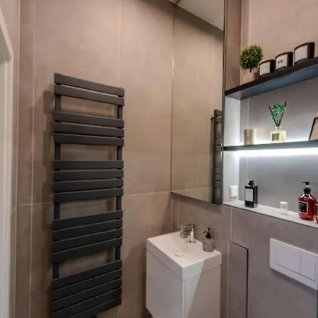 Stylische In Top-lage In Hannover-mitte Appartement *